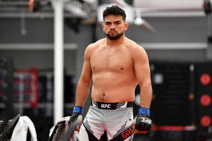 Kelvin Gastelum - The Epitome Of Strength Wallpaper