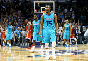 Kemba Walker Hornets Vs Milwaukee Wallpaper