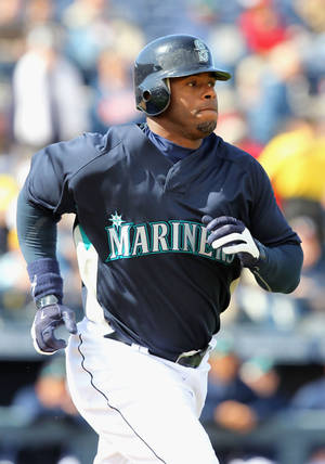 Ken Griffey Jr. Mariners Baseball Game Wallpaper