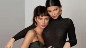 Kendal And Kylie Jenner 4k Wallpaper