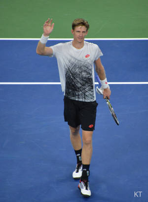 Kevin Anderson Waving Inside Court Wallpaper