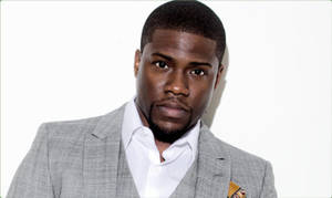 Kevin Hart In Suit Wallpaper