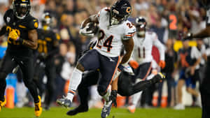 Khalil Herbert Chicago Bears Action Run Wallpaper