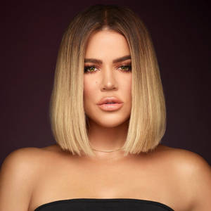 Khloe Kardashian With Bob Cut Wallpaper