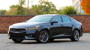 Kia Cadenza 2020 - Luxury And Elegance On The Road Wallpaper