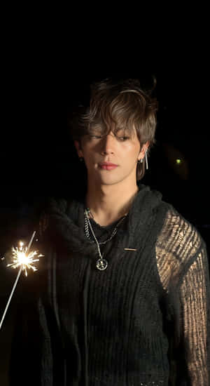 Kim Woojin Night Sparkler Wallpaper