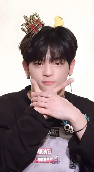 Kim Woojin Playful Crown Pose Wallpaper