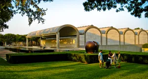 Kimbell Art Museum In Fort Worth Wallpaper