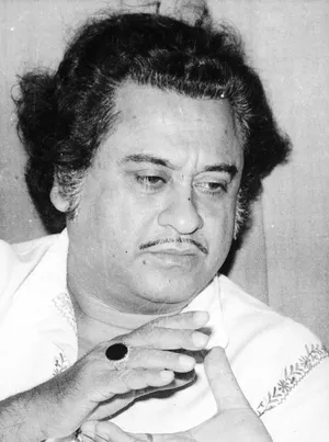 Kishore Kumar Wearing A Large Ring Wallpaper