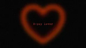 Kpop Lover Heart Glow Wallpaper