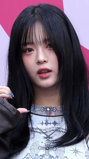 Kpop Star Close Up Portrait Wallpaper