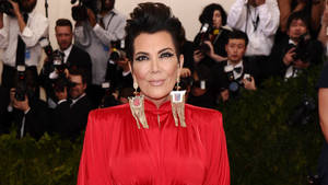 Kris Jenner Red Dress Wallpaper