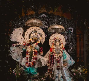 Krishna And Radha Tribute In Iskcon Temple Wallpaper