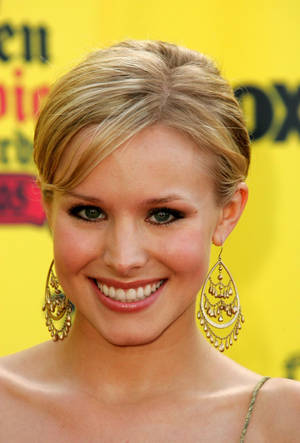 Kristen Bell Teen Idol Wallpaper