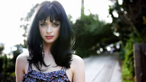 Krysten Ritter With Fringe Hollywood Actress Hd Wallpaper