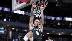 Kyle Kuzma Dunk Highlights Wallpaper