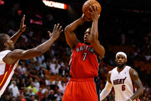 Kyle Lowry Jump Shot Wallpaper