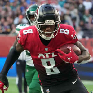 Kyle Pitts Atlanta Falcons Action Shot Wallpaper