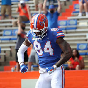 Kyle Pitts Florida Gators Football Action Wallpaper