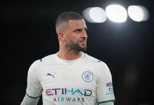 Kyle Walker White Manchester City Jersey Wallpaper