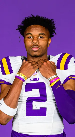 Kyren Lacy L S U Football Player Wallpaper