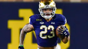 Kyren Williams Notre Dame Football Action Wallpaper