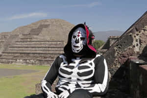 La Parka Wrestler Pyramid Background Wallpaper