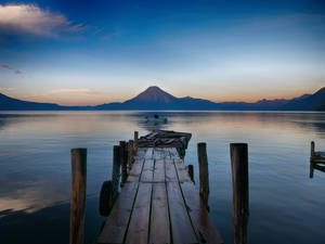 Lake Atitlan Clear Sky Wallpaper