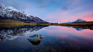 Lake In Queenstown New Zealand Wallpaper