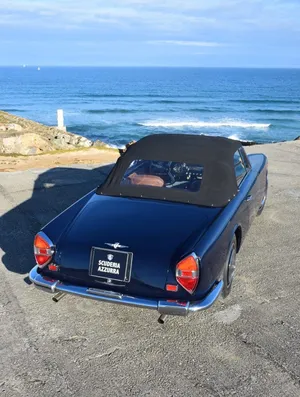 Lancia Flaminia Convertible Seaside Wallpaper