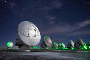 Large Radio Telescope Scanning The Skies Wallpaper