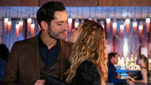 Lauren German Kissing Tom Ellis Wallpaper