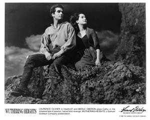 Laurence Olivier Posing With Merle Oberon During The Filming Of 