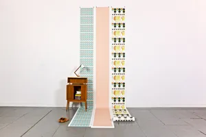 Lavish Strips Wallpaper