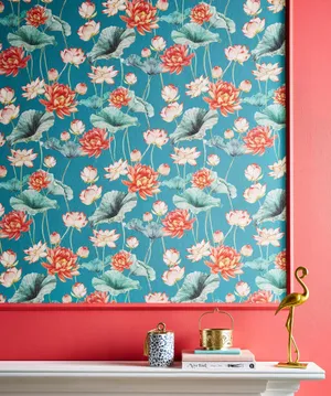 Lavish Wall Decor Wallpaper