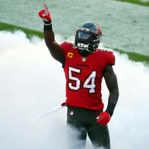 Lavonte David Celebratingon Field Wallpaper