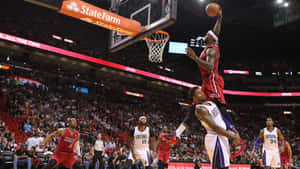 Le Bron James Monumental Dunk Wallpaper