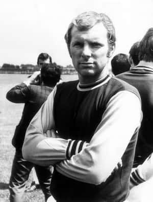 Legendary Football Athlete Bobby Moore Wallpaper