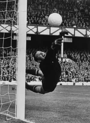 Legendary Football Goalkeeper Lev Yashin Wallpaper