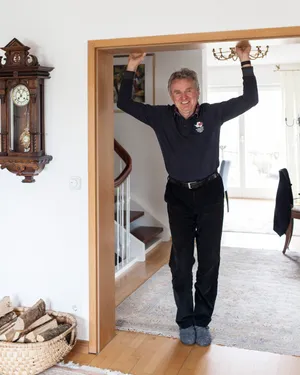 Legendary German Goalkeeper Sepp Maier At His Home In Bavaria Wallpaper