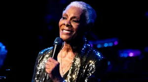 Legendary Music Icon Dionne Warwick Wallpaper