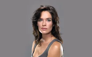 Lena Headey Striking A Pose In An Elegant Outfit Wallpaper