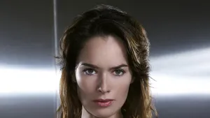Lena Headey Stunning Pose Wallpaper