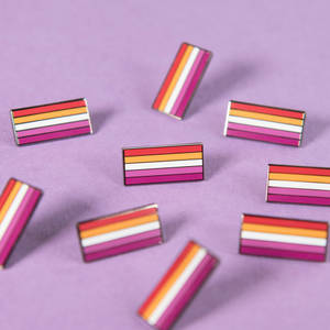 Lesbian Flag Brooch Wallpaper