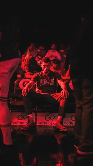 Let Your Love For The Chicago Bulls Reach New Heights. Wallpaper