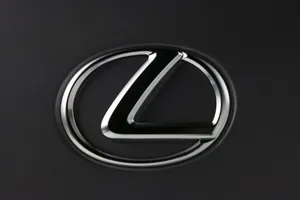 Lexus Logo In Shiny Chrome Wallpaper