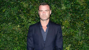 Liev Schreiber Wallpaper