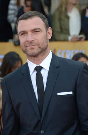 Liev Schreiber Wallpaper