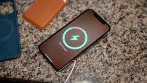 Life Just Got Easier With Wireless Charging Wallpaper