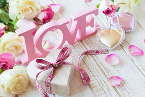 Light Pink Love Signage Wallpaper